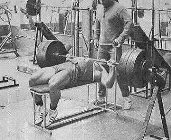 bench-press-735968