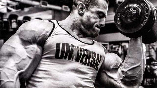 biceps levantando