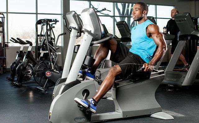 devemos fazer aeróbicos antes ou depois do treino de musculação e por quê ?