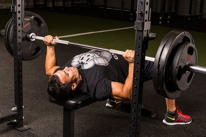 COMO FAZER O SUPINO RETO COM HALTERES PEGADA NEUTRA/HOW TO MAKE BENCH PRESS  WITH NEUTRAL GRIP 