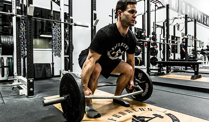 Levantamento Terra: 4 passos para uma execução segura e eficaz - MUSCULAÇÃO  SR: O mundo fitness em suas mãos.