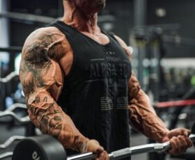 Braço com veias visíveis do atleta Frank Mcgrath